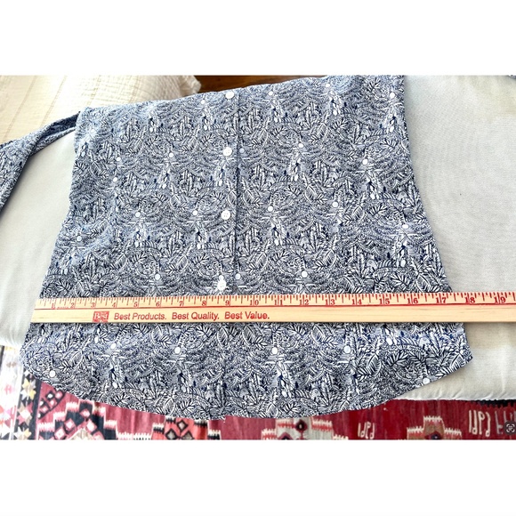 PS PAUL SMITH Button Down Shirt with Navy Blue Rabbit Print - 40 (US 4) - Picture 12 of 14